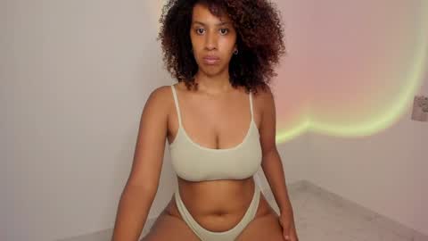 Alejandra  online show from 12, 1, 2025