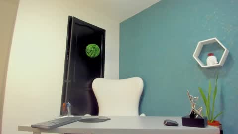 Snapshot of lilithevanss chatting on 8, 2, 2025 swetty lilith online show from 8, 2, 2025