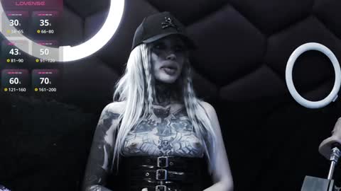 Tifon Mary - Indepent model  online show from 8, 12, 2024