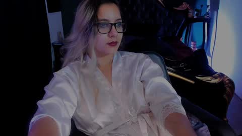 lilithmystic01 online show from 17, 1, 2025