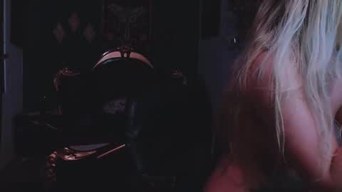 lilithmystic01 online show from 22, 2, 2025