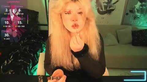 LilithNelson online show from 23, 10, 2025