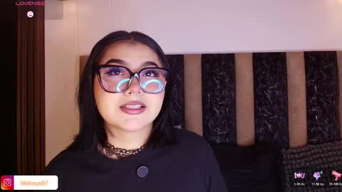 Snapshot of lilithnyx_x chatting on 9, 5, 2026 lilithnyx_x online show from 9, 5, 2026