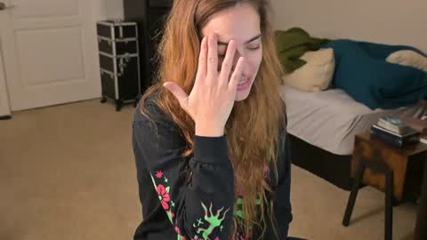 Snapshot of lilithoftrees chatting on 29, 12, 2024 L online show from 29, 12, 2024