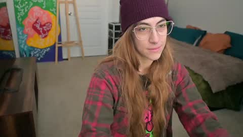 Snapshot of lilithoftrees chatting on 15, 1, 2025 L online show from 15, 1, 2025