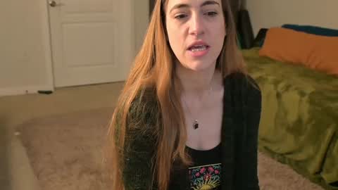 Snapshot of lilithoftrees chatting on 31, 1, 2025 L online show from 31, 1, 2025