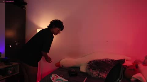 Snapshot of lilithrose_2 chatting on 26, 9, 2025 lilithrose_2 online show from 26, 9, 2025