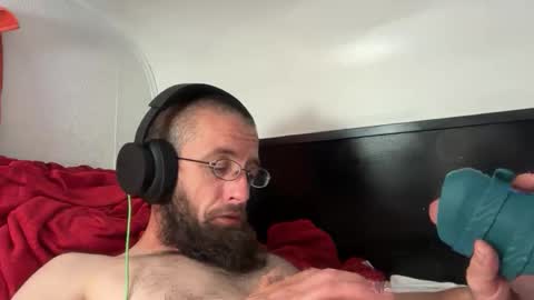 Snapshot of liliths_duck chatting on 9, 5, 2026 liliths_duck online show from 9, 5, 2026