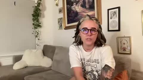 Snapshot of lill_daddysgirl chatting on 3, 10, 2025 lilldaddysgirl online show from 3, 10, 2025