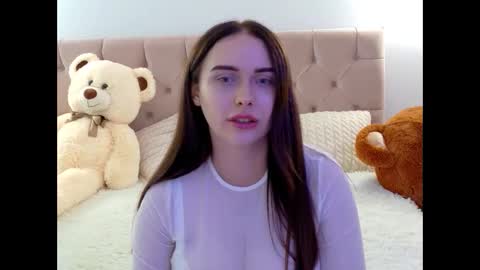 Snapshot of lilliana_moon chatting on 20, 9, 2025 lilliana_moon online show from 20, 9, 2025