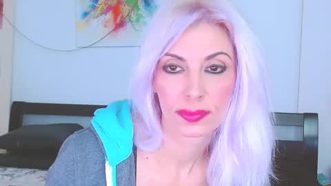 Snapshot of lillianasara chatting on 28, 1, 2025 Lara online show from 28, 1, 2025