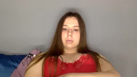 Snapshot of lillianx9zbld chatting on 24, 10, 2025 Lily online show from 24, 10, 2025