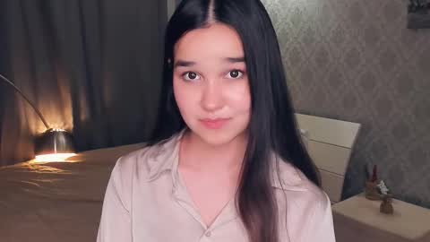 Snapshot of lilliecelina chatting on 4, 12, 2025 Celina Lillie online show from 4, 12, 2025