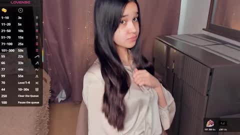 Celina Lillie online show from 18, 2, 2026