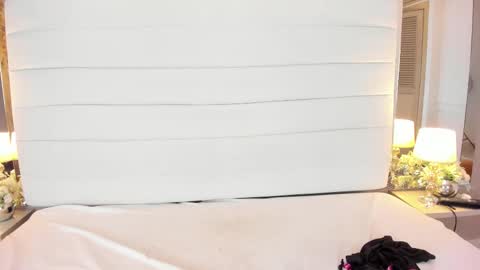 Lizeth follow me in my igimlilycute 3 online show from 12, 9, 2025