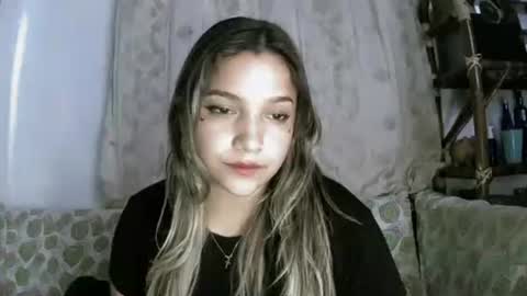 Sey - Lilly  online show from 22, 4, 2026