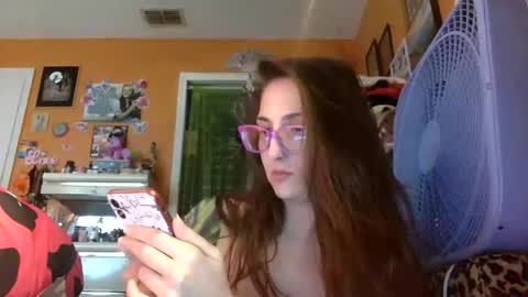 Snapshot of lillylushabae chatting on 21, 2, 2026 hi guys im back on here 3 online show from 21, 2, 2026