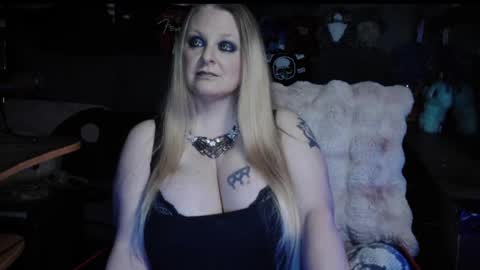 Lillyth Eden online show from 7, 4, 2026