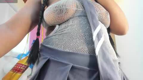 Snapshot of lillyy16 chatting on 26, 9, 2025 lillyy16 online show from 26, 9, 2025