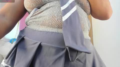 Snapshot of lillyy16 chatting on 7, 10, 2025 lillyy16 online show from 7, 10, 2025