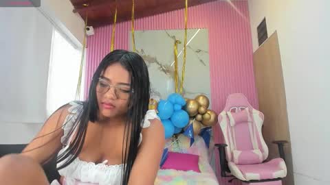 Snapshot of lillyy16 chatting on 10, 10, 2025 lillyy16 online show from 10, 10, 2025