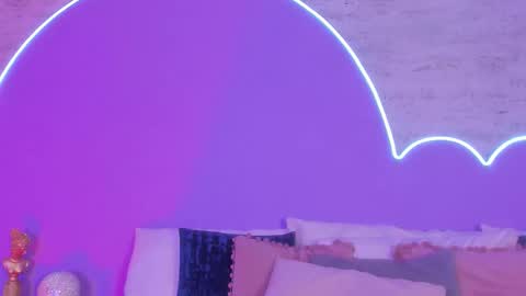 Snapshot of lilou_albrecht chatting on 15, 10, 2025 Lilou online show from 15, 10, 2025