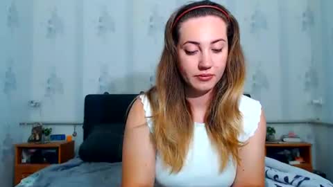 Snapshot of lilu_cute25 chatting on 24, 6, 2026 lilu_cute25 online show from 24, 6, 2026
