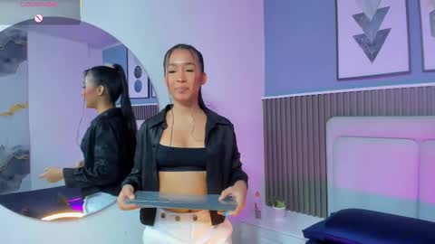  lily  online show from 19, 10, 2025