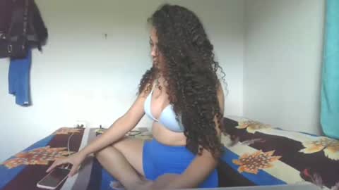 Snapshot of lily_anal_squirt chatting on 27, 11, 2025 lily_anal_squirt online show from 27, 11, 2025