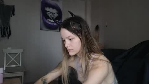 Snapshot of lily_and_jake chatting on 2, 11, 2025 lily_and_jake online show from 2, 11, 2025