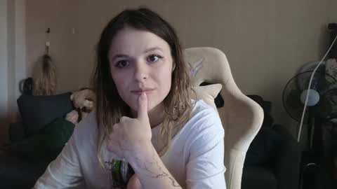 Snapshot of lily_and_jake chatting on 9, 11, 2025 lily_and_jake online show from 9, 11, 2025