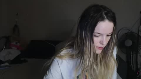 Snapshot of lily_and_jake chatting on 23, 11, 2025 lily_and_jake online show from 23, 11, 2025