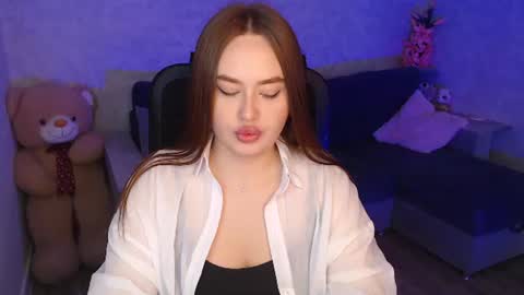 lily_baker_ online show from 18, 7, 2026