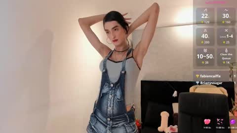 Snapshot of lily_cash1 chatting on 8, 10, 2025 lily_cash1 online show from 8, 10, 2025