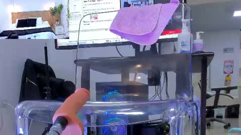 Snapshot of lily_cole27 chatting on 3, 7, 2026 lily_cole27 online show from 3, 7, 2026