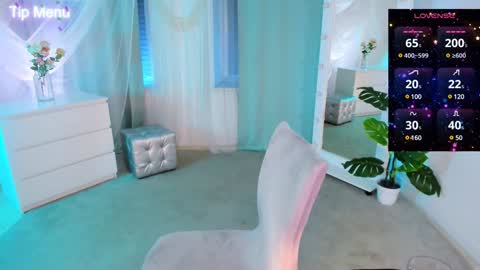 lily_dallass online show from 5, 12, 2024