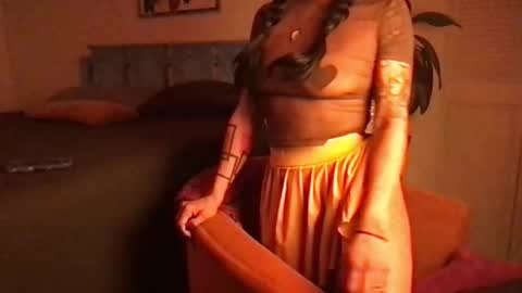 Little Lily online show from 24, 2, 2026