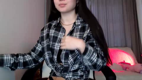 Snapshot of lily_litle chatting on 30, 10, 2025 Lily Litle online show from 30, 10, 2025