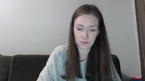 lily_love_x online show from 1, 6, 2026