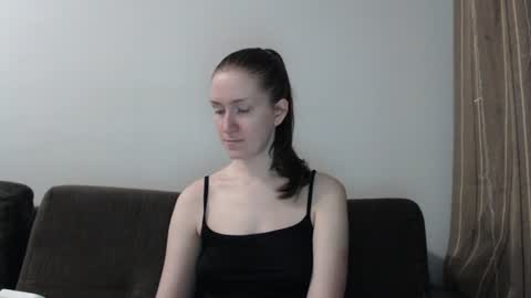 Snapshot of lily_love_x chatting on 14, 6, 2026 lily_love_x online show from 14, 6, 2026
