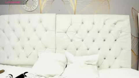 Snapshot of lily_lv chatting on 5, 2, 2025 Lily online show from 5, 2, 2025