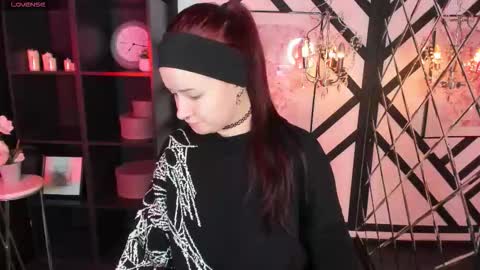 Lily online show from 27, 2, 2026