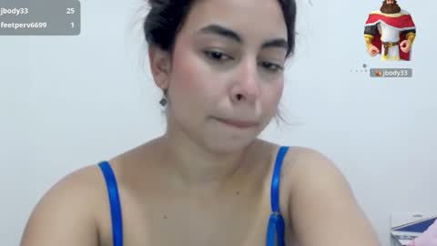 Snapshot of lily_robertss_ chatting on 24, 11, 2025 Lily Roberts online show from 24, 11, 2025