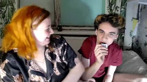 Snapshot of lily_shamy chatting on 23, 10, 2025 Alice online show from 23, 10, 2025