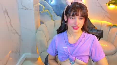 Snapshot of lily_tx chatting on 17, 7, 2026 Follow me.. Live 730 to 1400 online show from 17, 7, 2026