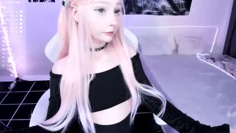 Lily online show from 17, 12, 2025