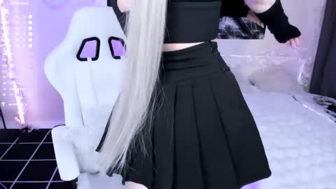 Lily online show from 30, 4, 2026