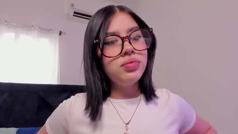 LilyWoodz online show from 31, 1, 2026