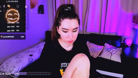 LILY online show from 6, 3, 2025