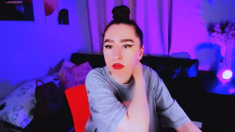 LILY online show from 11, 9, 2025